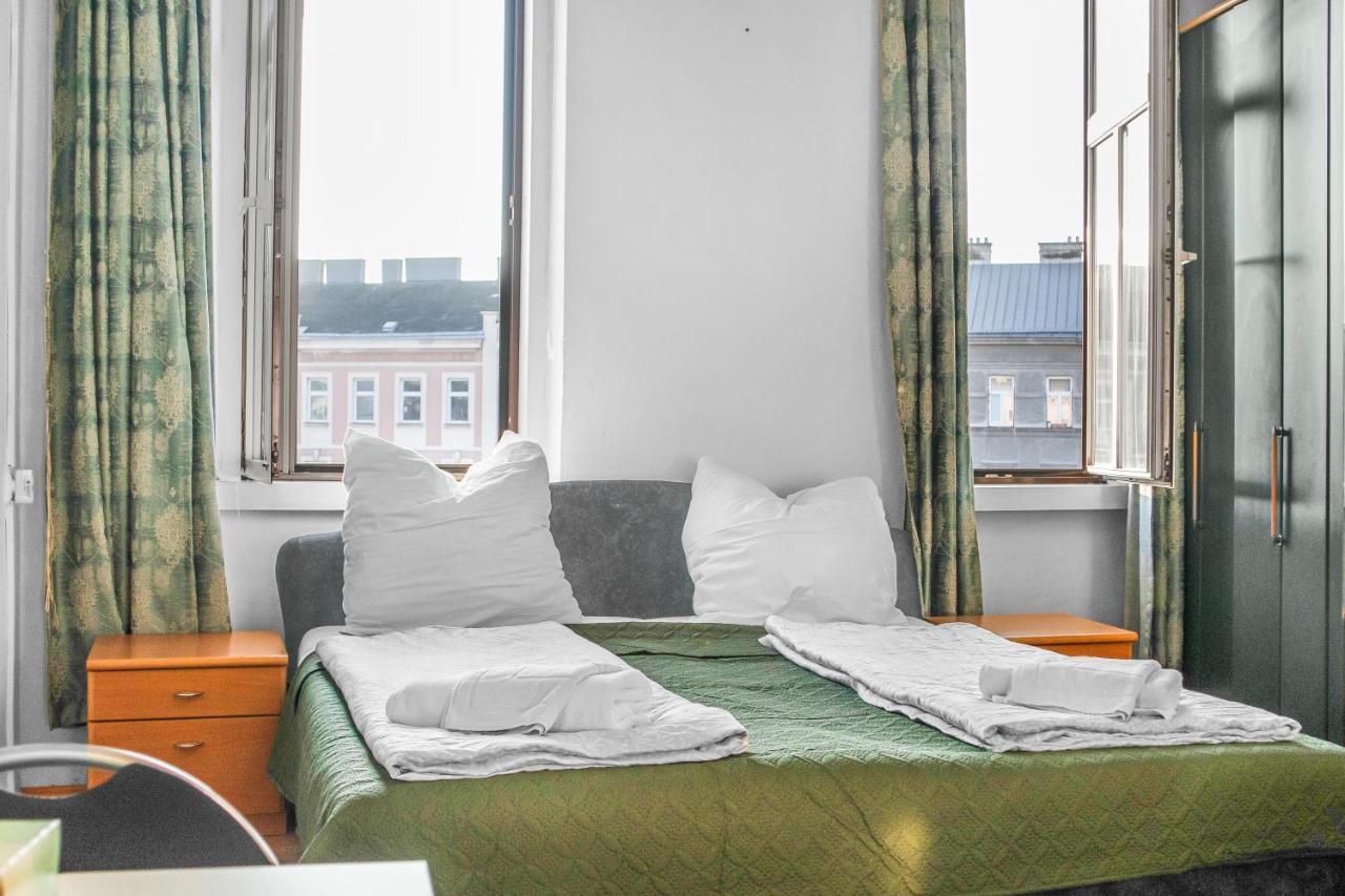 Joyful 2Br Shared Apt Near Millenium Tower & Danube River Viena Exterior foto